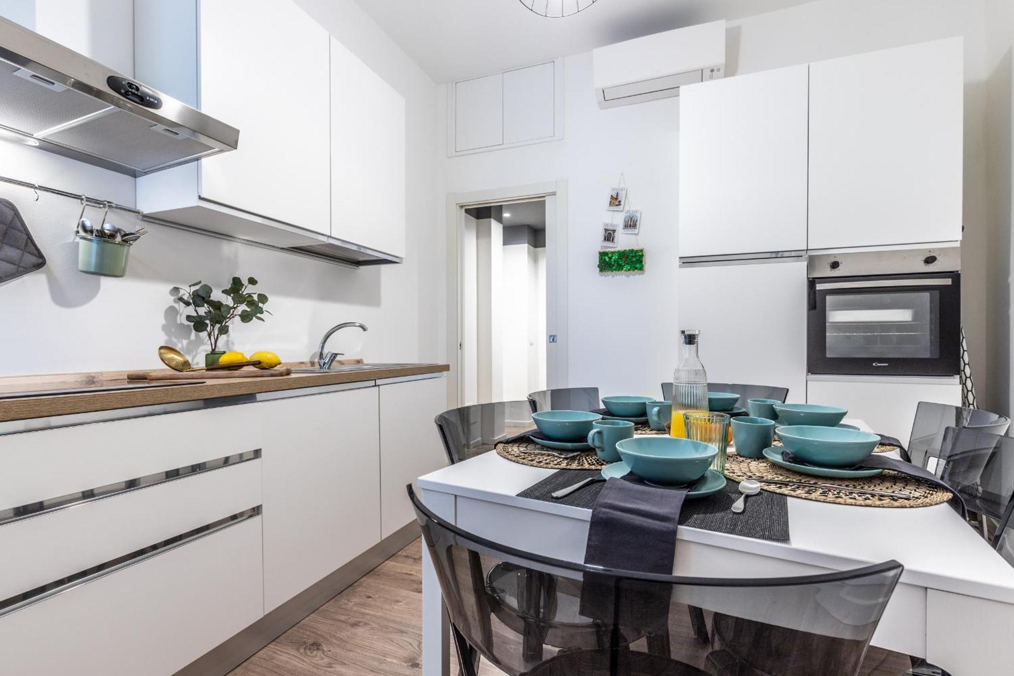 Stayeasy Quadronno33 - 3 Bedrooms, 2 Baths - Duomo Walking Distance Milán Exteriér fotografie
